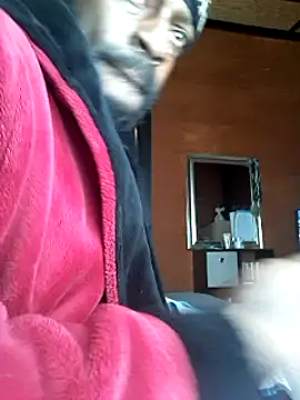 Snapshot of SukItSlo444 chatting on 01/05/25, 09:57 SukItSlo444 online show from 01/05/25, 09:57