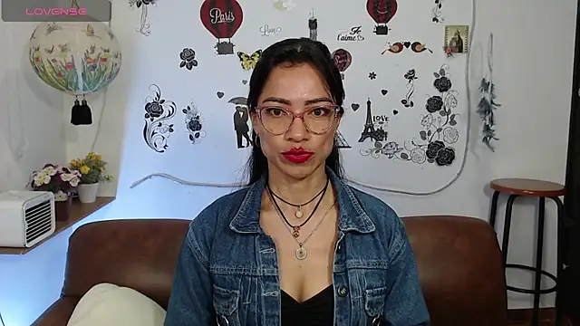 FernandaEloisa online show from 01/11/25, 12:40