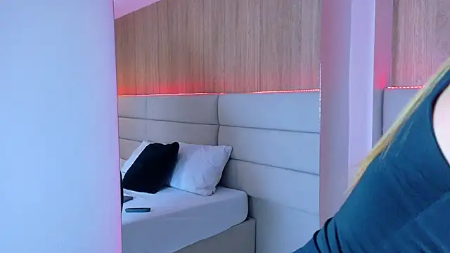 ValeSwift online show from 09/13/25, 12:27