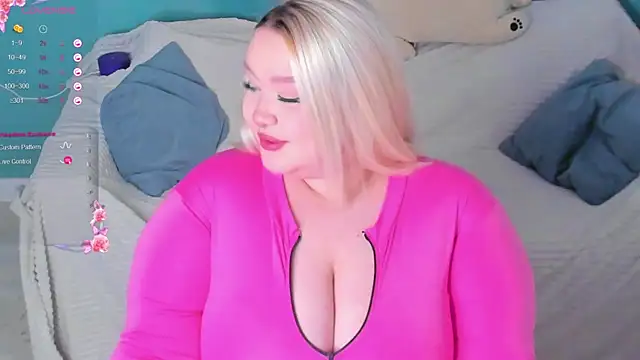 LilyBelll online show from 01/31/25, 11:56