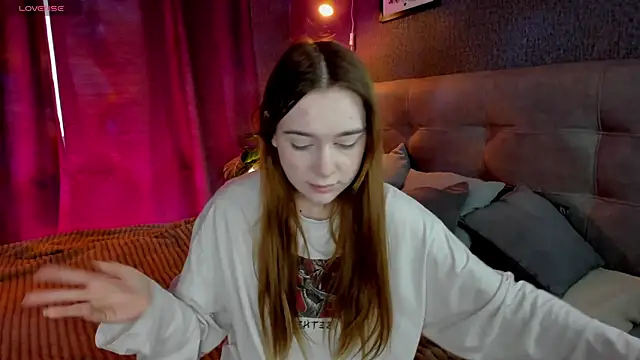 Lesi Moonie01 online show from 09/13/25, 07:41