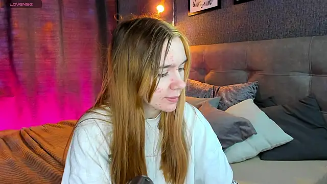 Lesi Moonie01 online show from 09/30/25, 06:18