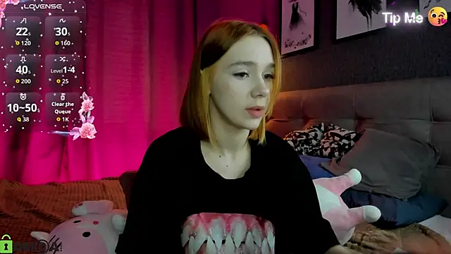 Snapshot of Lesi_Moonie01 chatting on 05/15/26, 09:05 Lesi Moonie01 online show from 05/15/26, 09:05