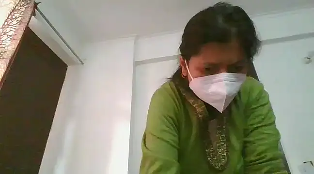 cutiecatty21 online show from 12/06/24, 08:37