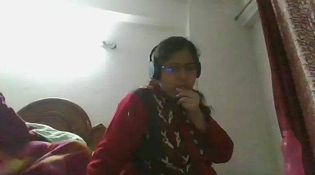 cutiecatty21 online show from 12/16/24, 04:49