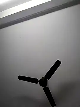 cutiecatty21 online show from 10/22/25, 03:23