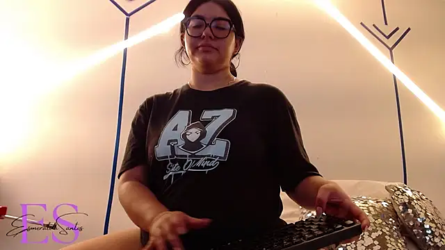 EsmeraldaSantoss online show from 02/25/25, 12:45