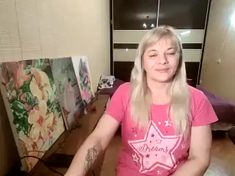 Lia Laguna77 online show from 01/15/25, 07:44