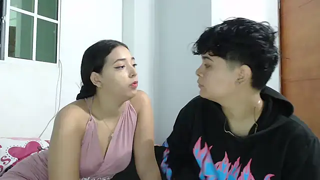 Snapshot of SHARLOTTE_MORGAN chatting on 12/29/24, 01:02 SHARLOTTE MORGAN online show from 12/29/24, 01:02