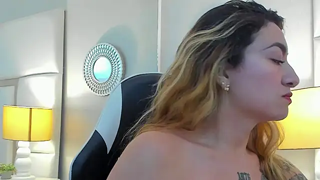 AmbarSantany online show from 10/01/25, 11:33