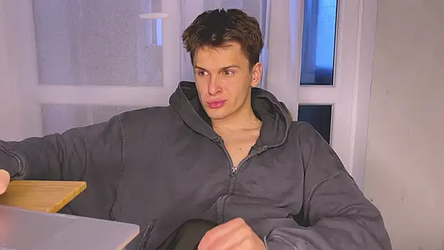 alyx garden online show from 06/06/26, 06:12