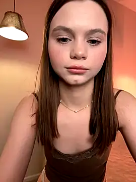 Snapshot of its_me_lissa_ chatting on 10/14/25, 03:57 its me lissa online show from 10/14/25, 03:57