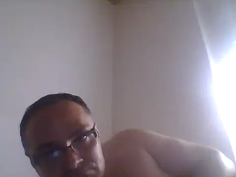 Snapshot of BareCompass51 chatting on 09/25/25, 10:08 BareCompass51 online show from 09/25/25, 10:08