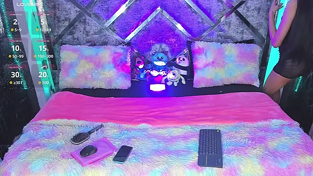 Snapshot of misssasha__2 chatting on 10/26/25, 08:04 misssasha  2 online show from 10/26/25, 08:04