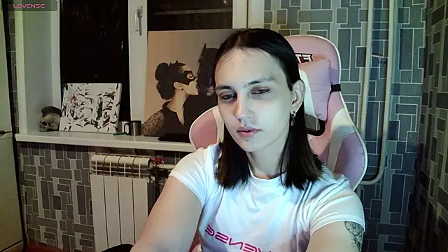 Snapshot of BlackHe4rts_ chatting on 12/09/24, 05:19 BlackHe4rts online show from 12/09/24, 05:19