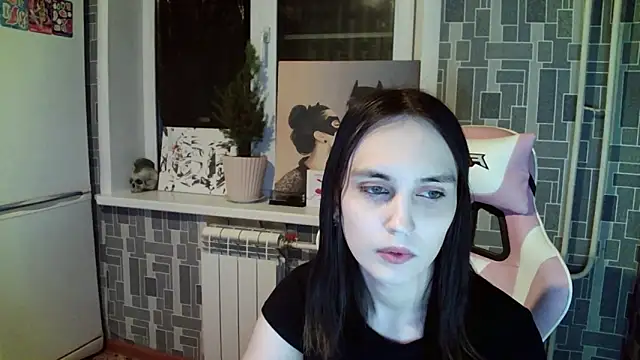 Snapshot of BlackHe4rts_ chatting on 03/11/25, 09:59 BlackHe4rts online show from 03/11/25, 09:59