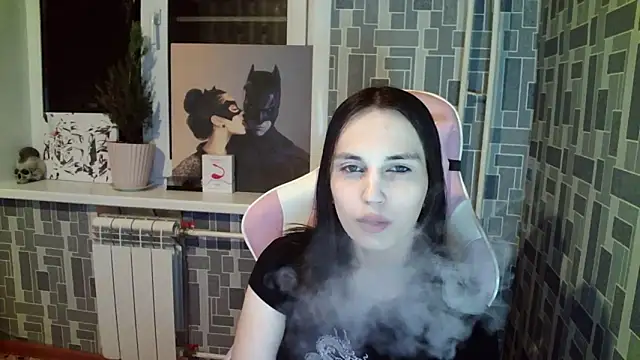 Snapshot of BlackHe4rts_ chatting on 03/19/25, 10:31 BlackHe4rts online show from 03/19/25, 10:31