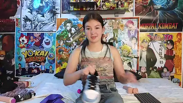 lilimini032 online show from 12/29/24, 01:34