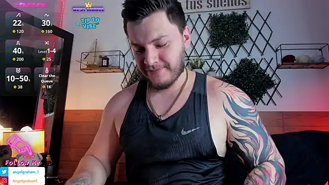 Snapshot of Angelgraham_1 chatting on 10/31/25, 04:30 Angelgraham 1 online show from 10/31/25, 04:30