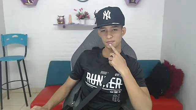 jose sexycumm online show from 03/03/25, 06:12
