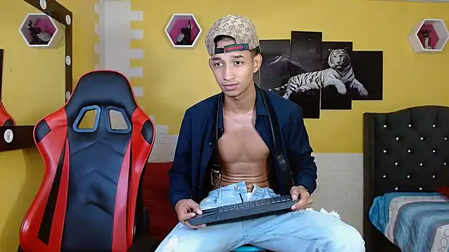 jose sexycumm online show from 10/02/25, 10:39