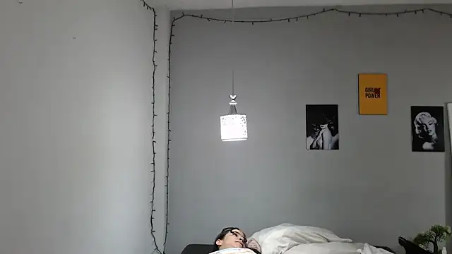 Kimandyuk online show from 01/13/25, 07:21