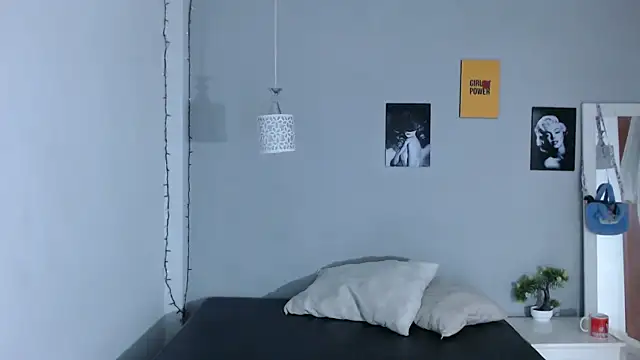 Kimandyuk online show from 01/14/25, 01:26