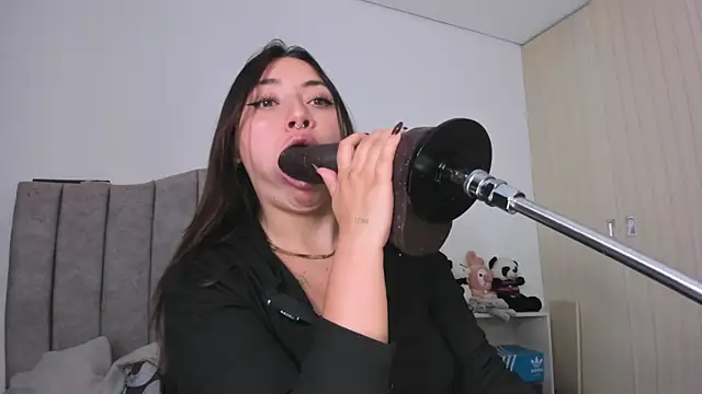 Mariana Castro9 online show from 07/03/26, 03:02