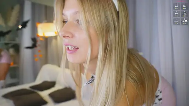 Snapshot of _Katie_Dierse chatting on 10/27/25, 01:37 Katie Dierse online show from 10/27/25, 01:37