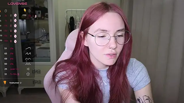 Snapshot of littlevildevil chatting on 09/29/25, 11:04 littlevildevil online show from 09/29/25, 11:04