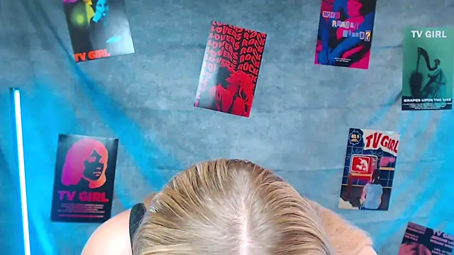 Snapshot of MademoiselleCl chatting on 09/21/25, 12:40 MademoiselleCl online show from 09/21/25, 12:40