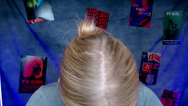 Snapshot of MademoiselleCl chatting on 10/01/25, 06:19 MademoiselleCl online show from 10/01/25, 06:19