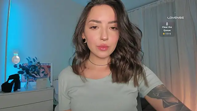 Snapshot of Oh_My_Dianee chatting on 09/18/25, 07:21 Oh My Dianee online show from 09/18/25, 07:21