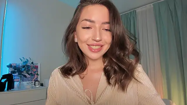 Snapshot of Oh_My_Dianee chatting on 10/08/25, 07:39 Oh My Dianee online show from 10/08/25, 07:39