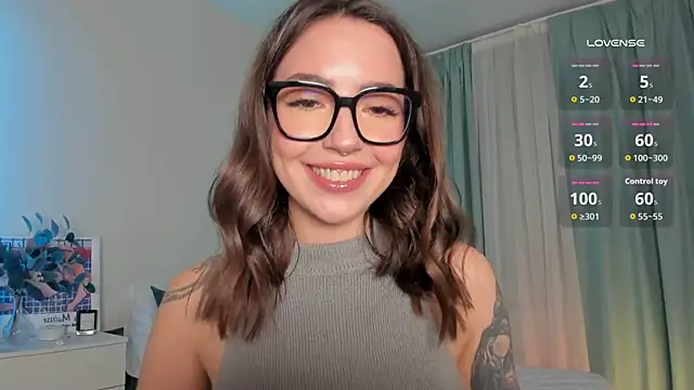 Snapshot of Oh_My_Dianee chatting on 10/23/25, 08:02 Oh My Dianee online show from 10/23/25, 08:02