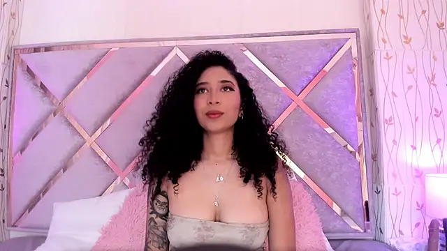  lanna jhonson  online show from 01/16/25, 11:37