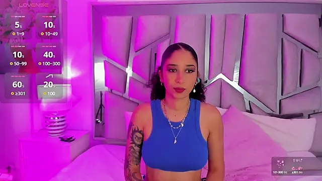  lanna jhonson  online show from 02/19/25, 12:55