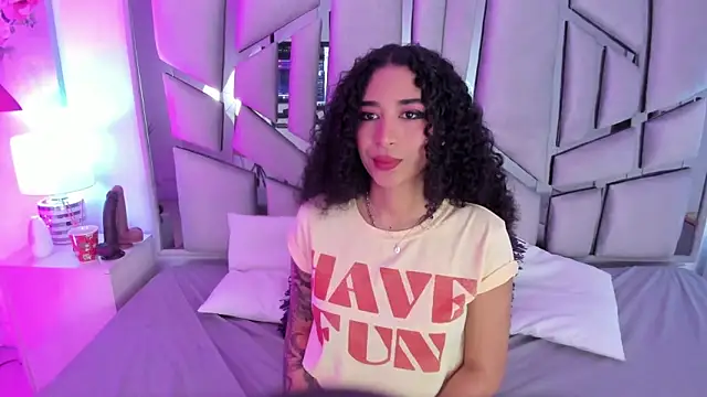  lanna jhonson  online show from 03/11/25, 02:40