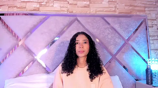  lanna jhonson  online show from 10/24/25, 10:55