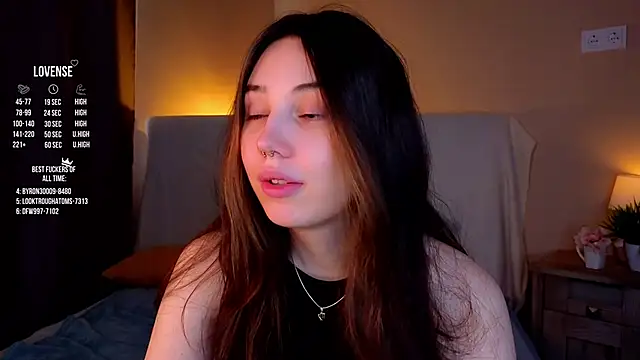 GillianDowdey online show from 09/23/25, 02:47