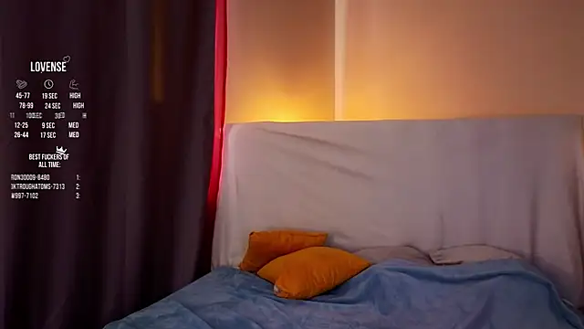 GillianDowdey online show from 09/28/25, 02:50