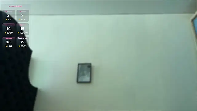 julya flowerss online show from 02/17/25, 11:13