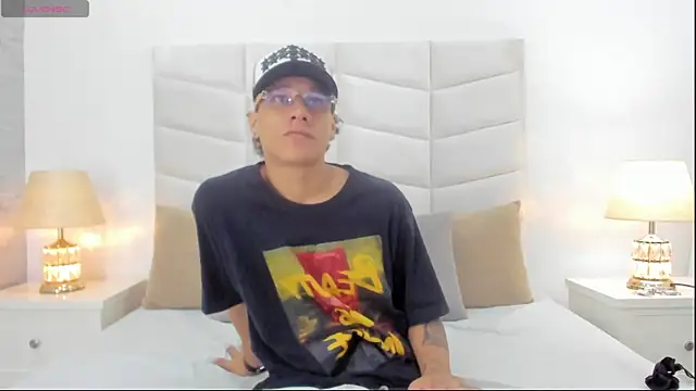 Buda and Cataleya  online show from 03/15/25, 02:45