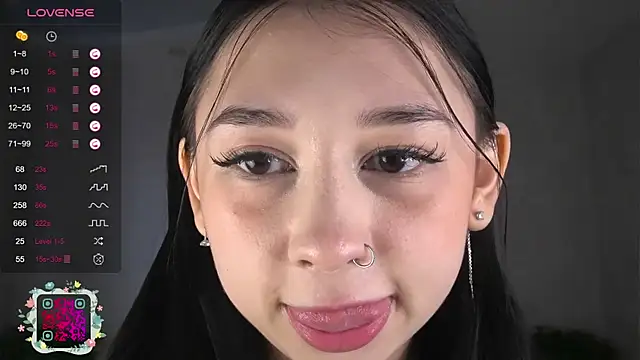 AislyEmbury online show from 10/26/25, 05:35