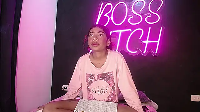 Anais  cooper  online show from 12/01/24, 06:30