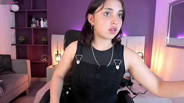 VickyBuunny online show from 01/30/25, 03:40