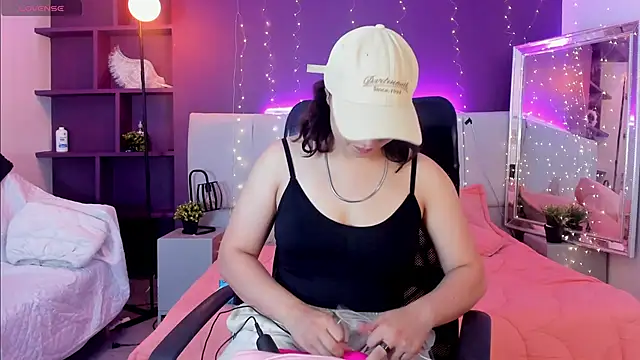 VickyBuunny online show from 03/13/25, 02:01