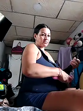 Snapshot of lupita_2023 chatting on 11/01/25, 07:49 lupita 2023 online show from 11/01/25, 07:49