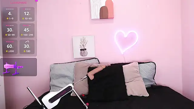 Ian Castillo  online show from 12/26/24, 11:21