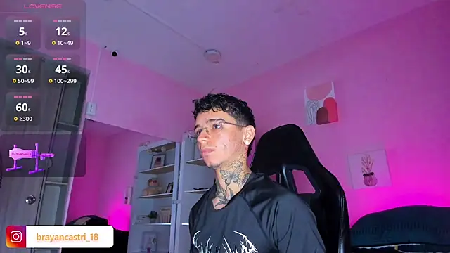 Ian Castillo  online show from 10/29/25, 11:12